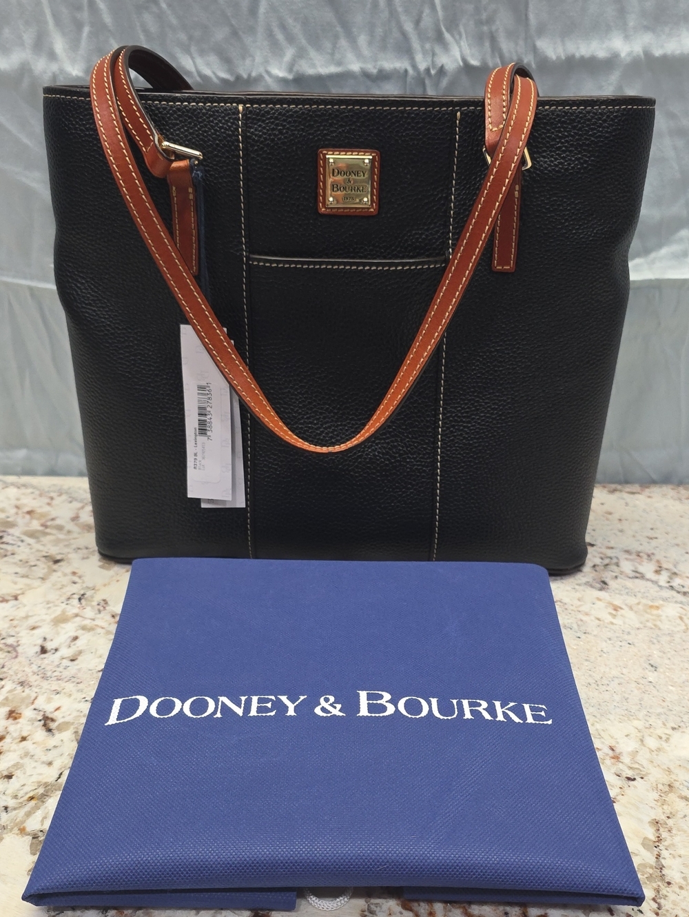 Dooney & Bourke Lexington Tote in Black Pebble Grain Leather w/Orig Dust Bag
